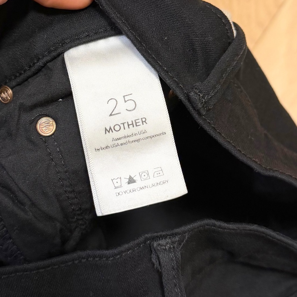 LIKE NEW Mother Women’s The Insider Crop Step Fray Denim Jeans - Picture 6 of 10